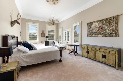 Homelands Berrima main house and pool house 11