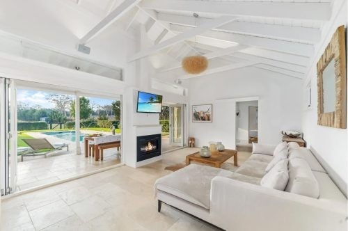 Homelands Berrima main house and pool house 8