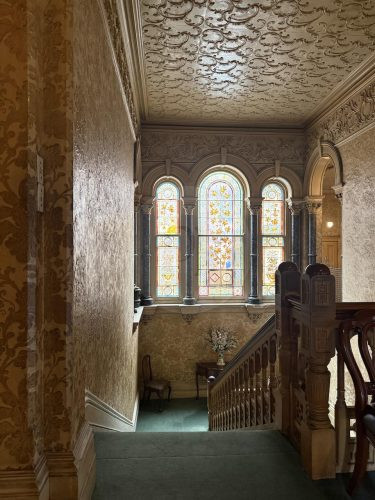 THE MANSION, ELSTERNWICK43