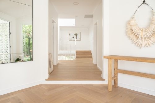 Devine, Bellevue Hill 5