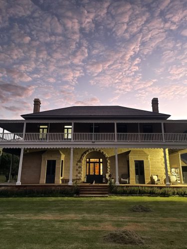 Angus House, Baerami_13