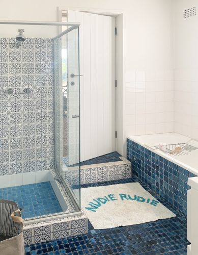 Akaroa, Newport_Guest Bathroom