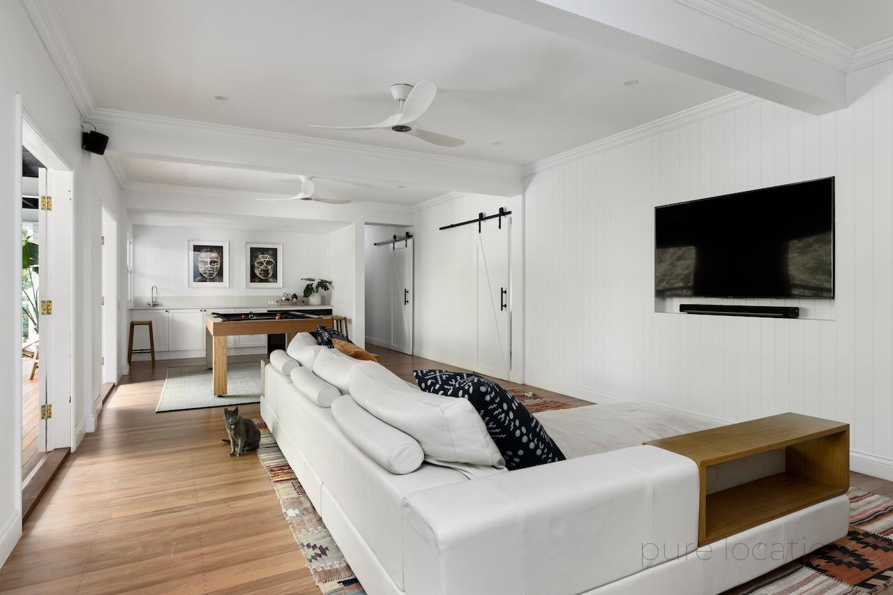 Halcyon House, Bardon Pure Locations Photoshoot Location