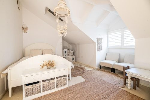 Avalon cottage, Avalon beach 1