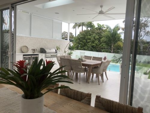 Neutral Tones, Caringbah South 4