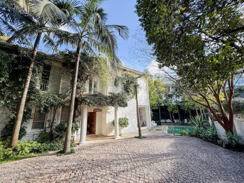 Roaming House, Bellevue Hill - New 67