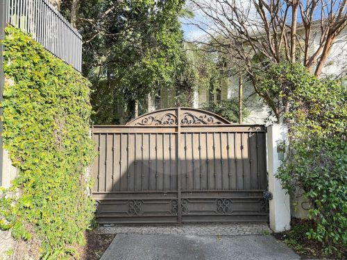Roaming House, Bellevue Hill - New 74