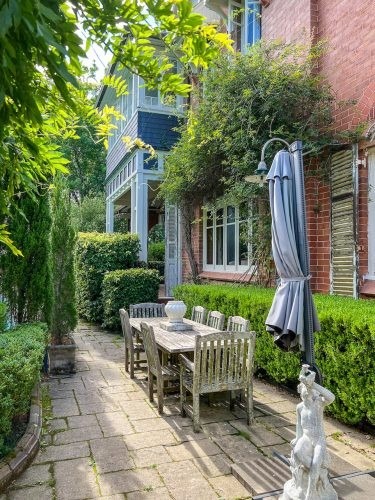 outdoor area