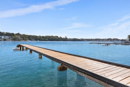 The Meg, Kangaroo Point Jetty 2