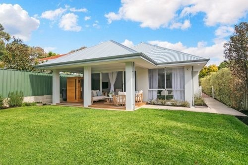 White Pearl, Mt Lawley 33