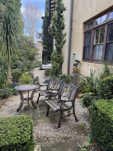 GARDEN 6