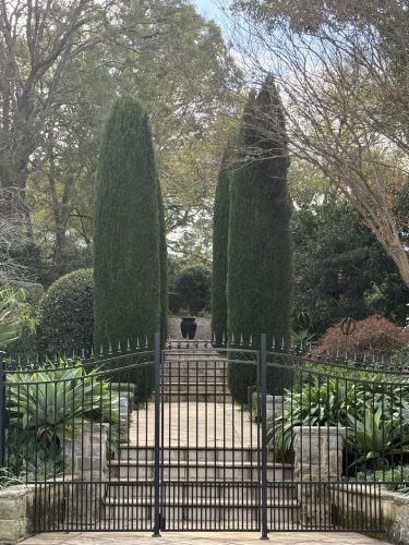 GARDENS 18