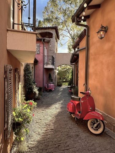 Little Tuscany, Arcadia_ 57