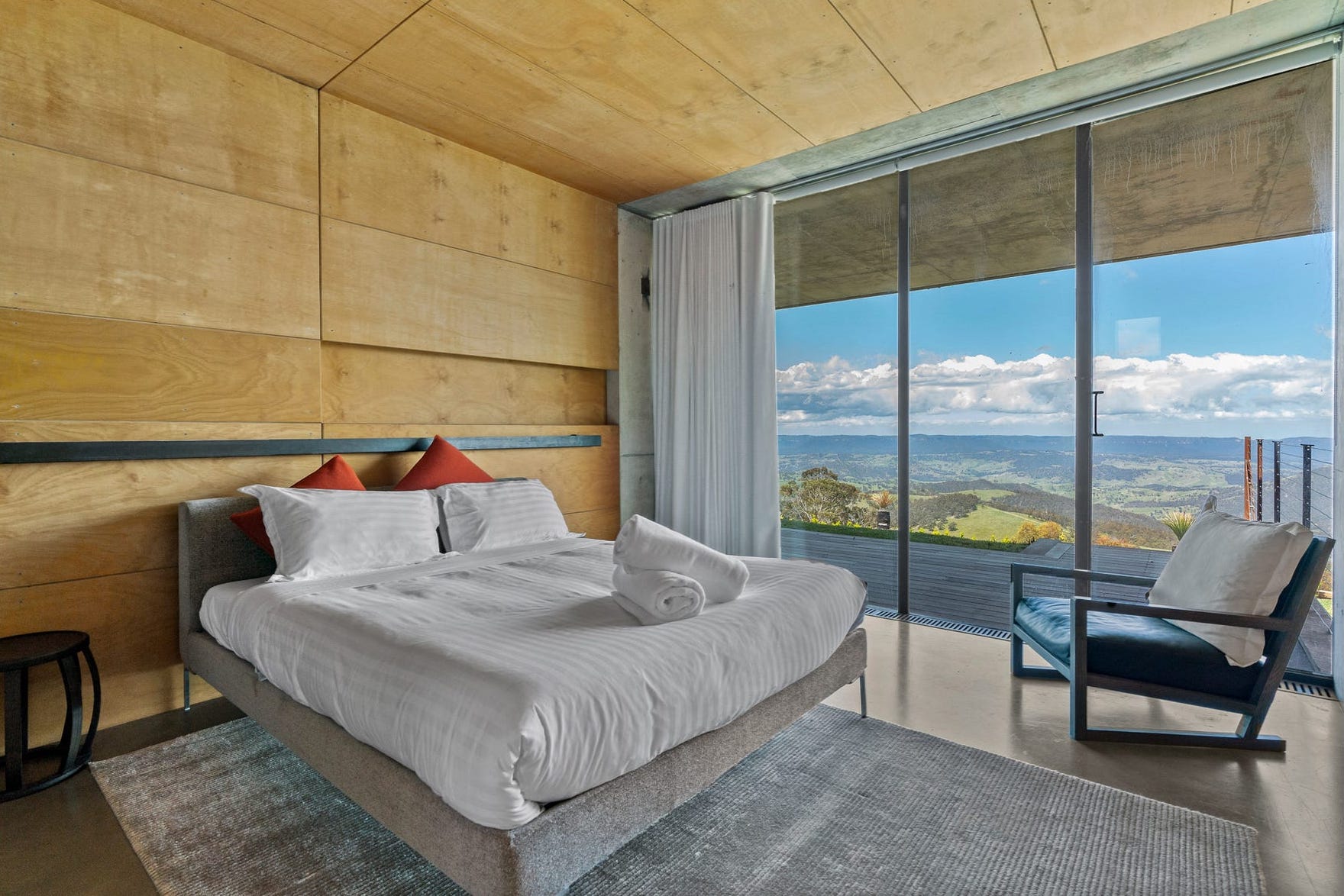 Bedroom with a view, room with a view, Sydney location house