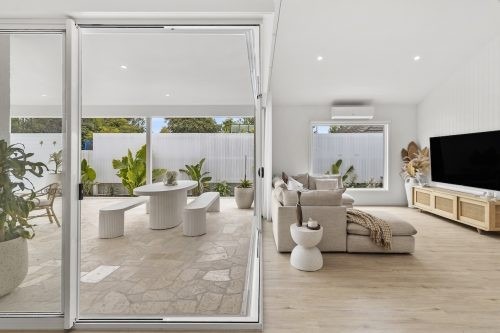 New Moon, Hamlyn Heights 23