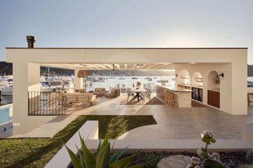 outdoor area