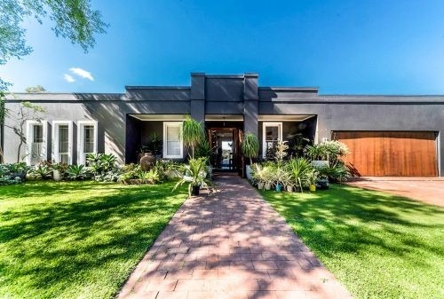 facade driveway garage