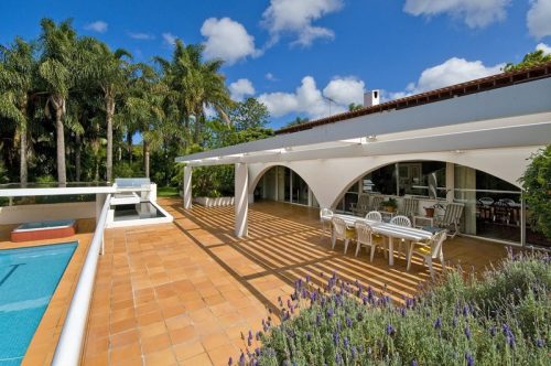 outdoor area