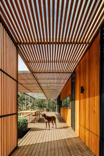 Cubby Farmhouse, Bena