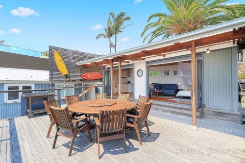 dining space outdoor area