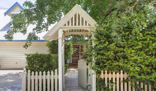 facade driveway