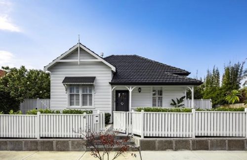facade driveway garage