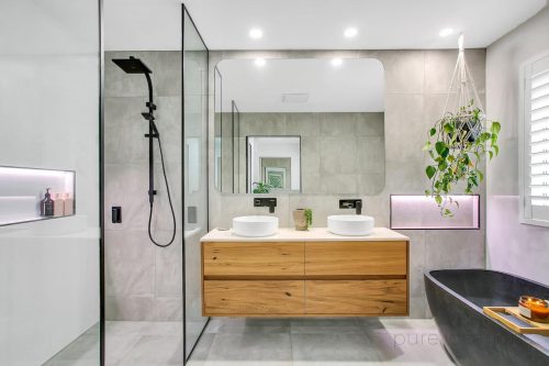 Bathroom-3.jpg
