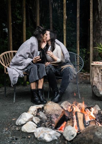 Bliss-Cottage-Mt-Tamborine_Cabin_ext_firepit-15-of-39.jpeg