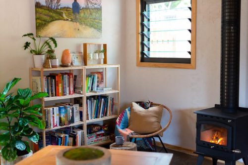 Bliss-Cottage-Mt-Tamborine_cabin-library.jpeg