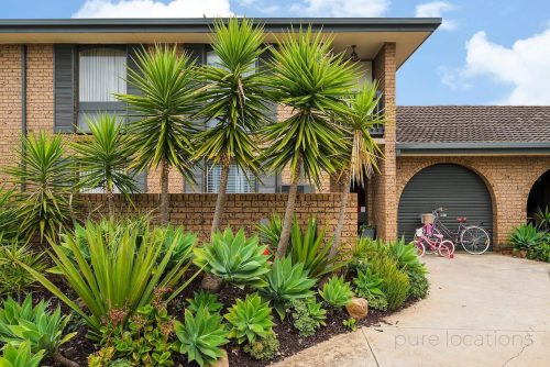 garage facade driveway