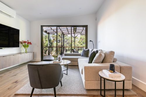 Cali-Bungalow-Surrey-Hills_01.jpg