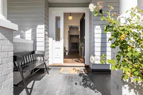 Cali-Bungalow-Surrey-Hills_22.jpg