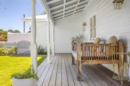 Chalet-Midland16.jpeg