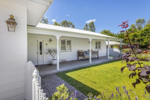 Chalet-Midland18.jpeg