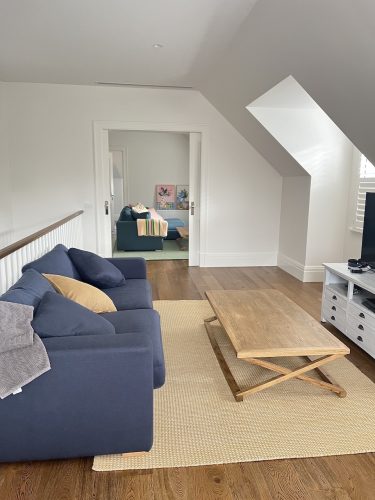 Claudette, Brighton 9