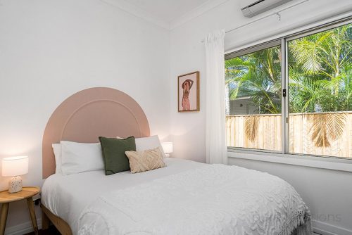 Erin-Byron-Bay13.jpg