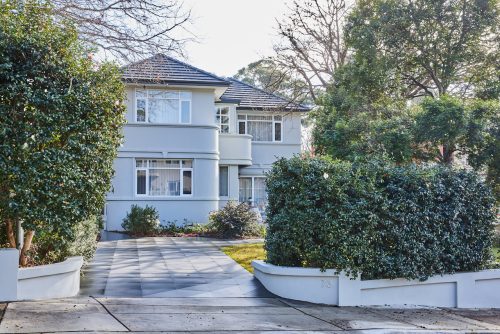 facade driveway