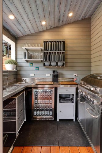 Miya-Terrigal-Outdoor-KitchenBBQ-7122.jpeg