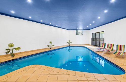 pool