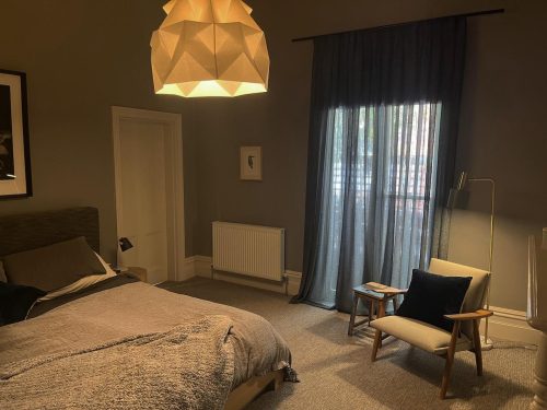 Pool-House-Hawthorn-Master-Bedroom.jpg