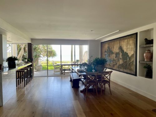 dining space kitchen