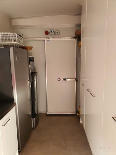 Sculpture-Estate-Pokolbin-commercial-kitchen.-art-studio-3.jpeg