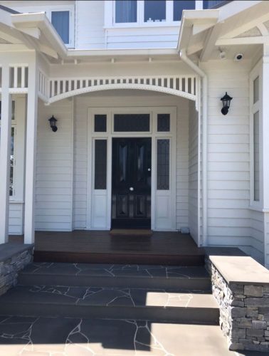 Sotheby-House-Surrey-Hills-18-e1622435573454.jpg