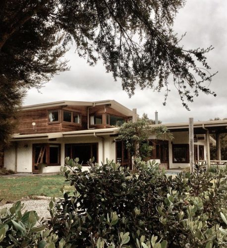 Straw-Bale-House-Kaikoura_5.jpeg