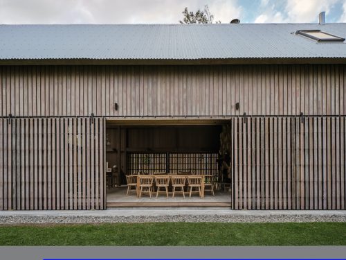The-Grand-Barn-Pullenvale-8-26-11-19-8-30-22-am.jpg