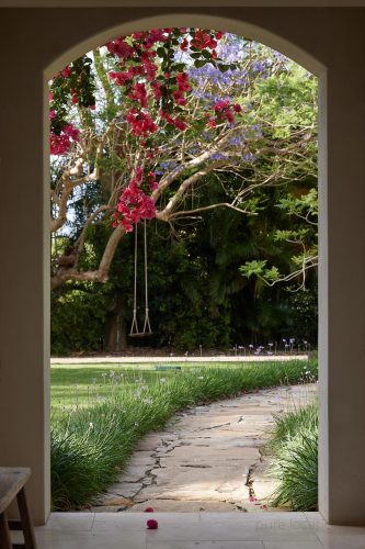 The-View-Coopers-Shoot-Byron-Bay-front-entrance.jpg
