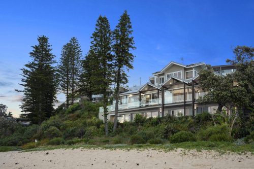 Twin-Pines-Toowoon-Bay_2.jpeg