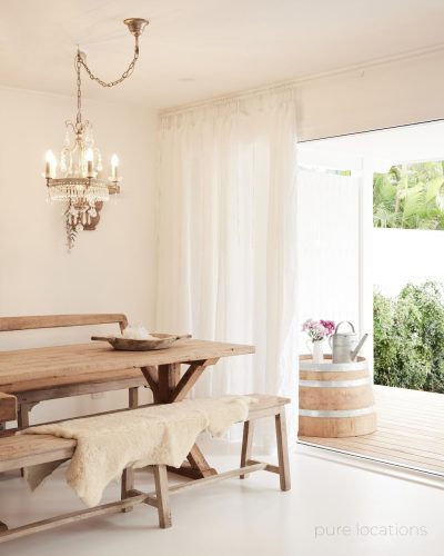 White-Haven-Byron-Bay-Byron-Bay-indoor-dining-side.jpg