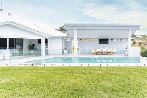 facade pool