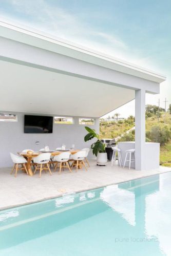 outdoor area